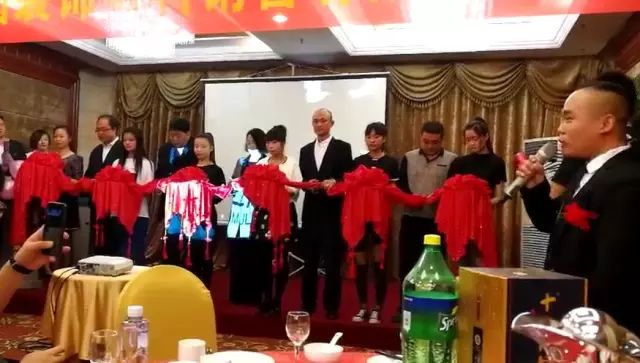 保定木蘭清會(huì)呼吸的沸石內(nèi)墻壁材合作商盛大開業(yè)-國投盛世