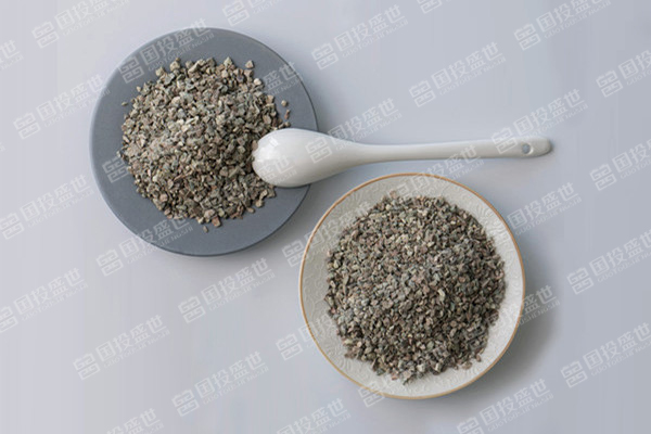 沸石在草坪中的應(yīng)用-國(guó)投盛世