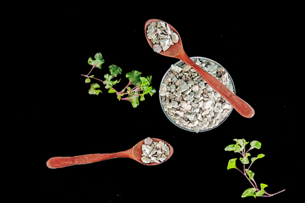 沸石對(duì)農(nóng)業(yè)種植有哪些潛在的長(zhǎng)期影響？